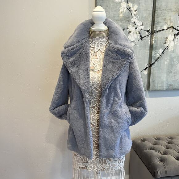 Rachel Zoe Faux Fur Jacket Steel Dusty Blue Hook Enclosure Pockets Sz XS Kitschy - Picture 1 of 7